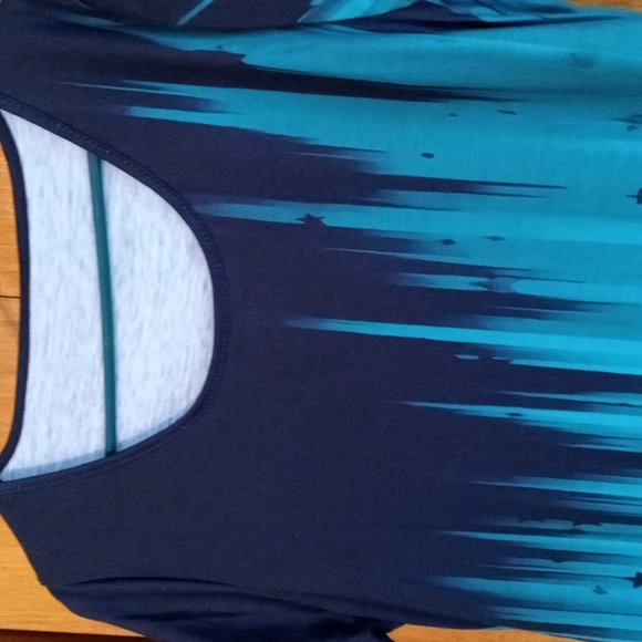 Laroe knit dress - Picture 2 of 3